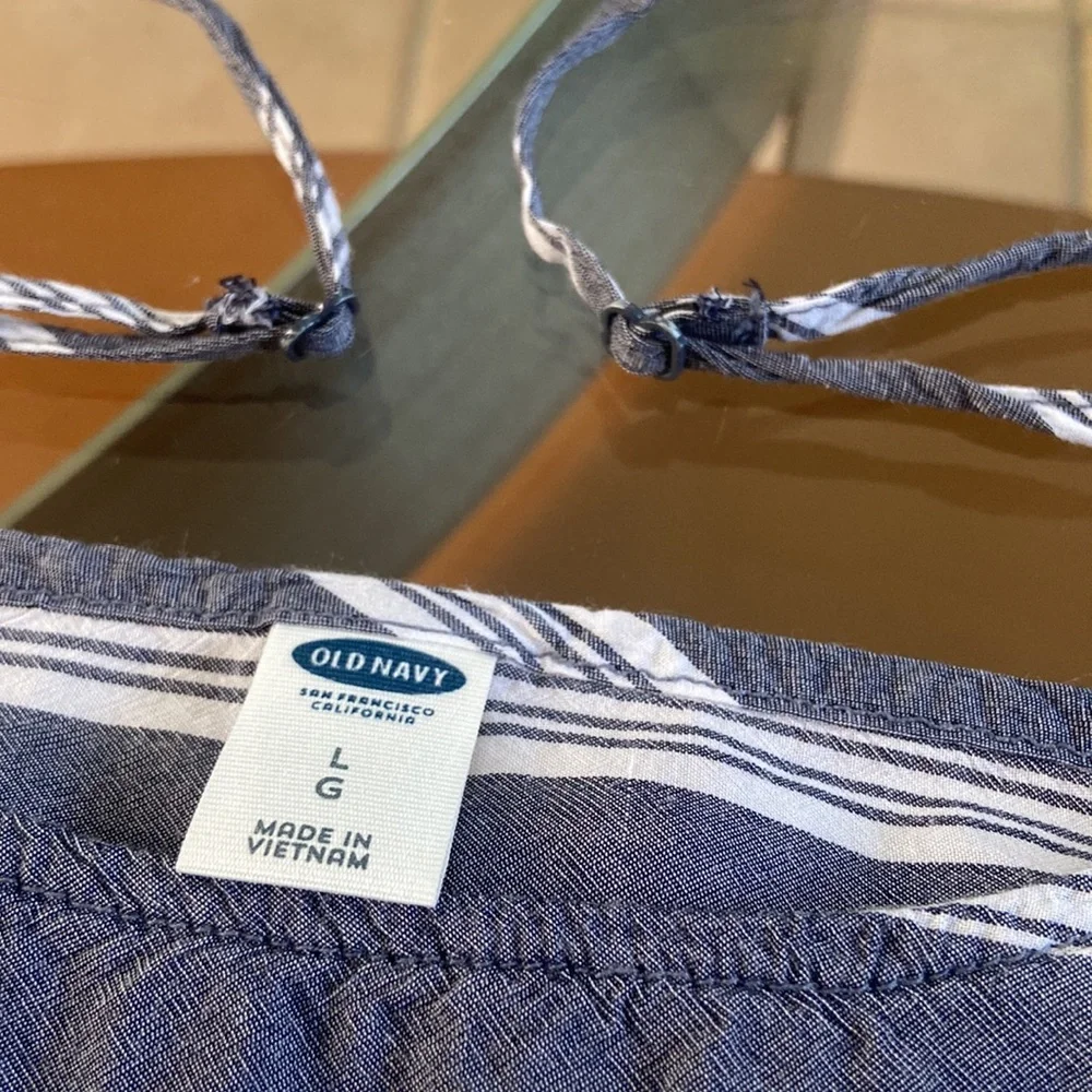 Old Navy tank top - Picture 9 of 9